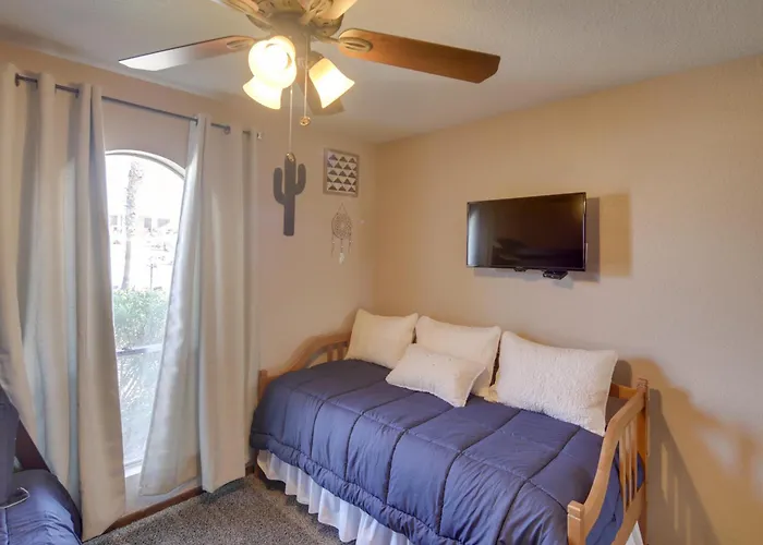 Holiday home 2 Mi To Havasu: Private Oasis W/ Pool & Views Lake Havasu City